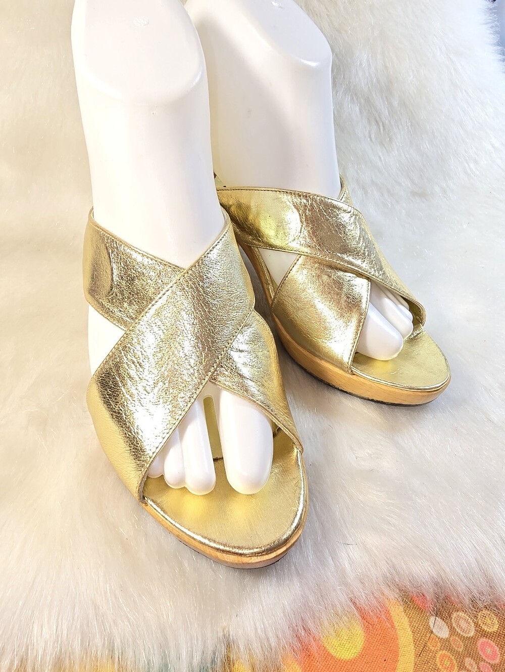 Paloma Gold Leather Cross-Strap Kitten Heeled Slip-on Sandals